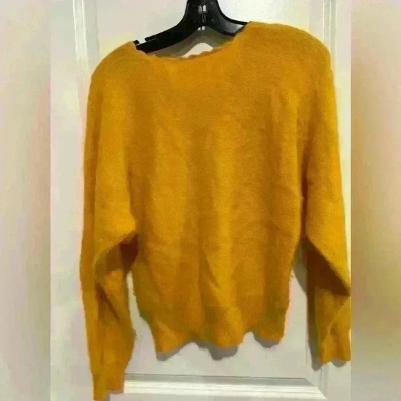 Rafaella Angora Rabbit Hair and Lambswool Blend Sweater size small Yellow - Picture 5 of 5